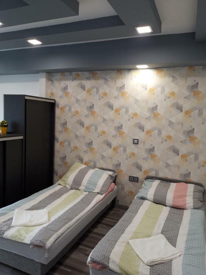 Belvarosi Apartman Сигетвар Экстерьер фото